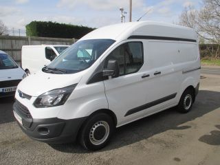 Used FORD TRANSIT CUSTOM in Shepperton, Middlesex for sale