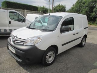Used RENAULT KANGOO in Shepperton, Middlesex for sale
