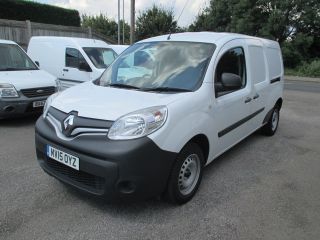 Used RENAULT KANGOO MAXI in Shepperton, Middlesex for sale